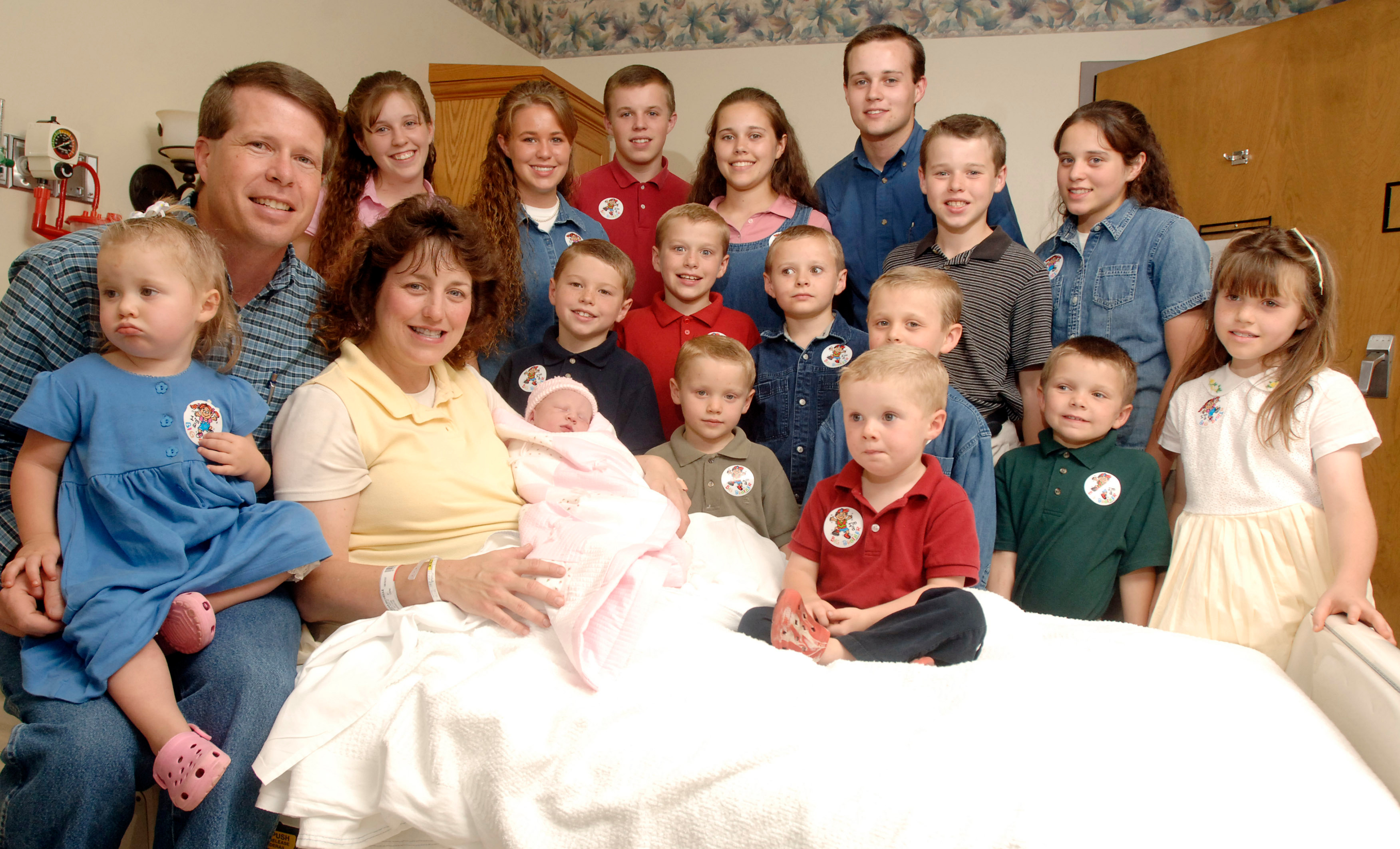 Secret Babies? Jim Bob Duggar Says He Has ‘30’ Grandchildren After Joy-Anna Pregnancy Announcement